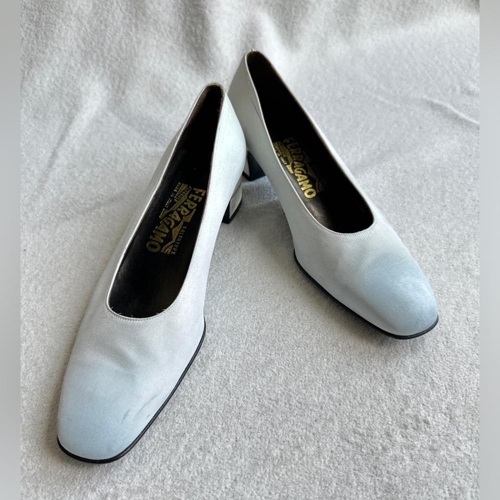 Salvatore Ferragamo Women’s Pumps Satin shoes‎ Crystal silver blue size 8B